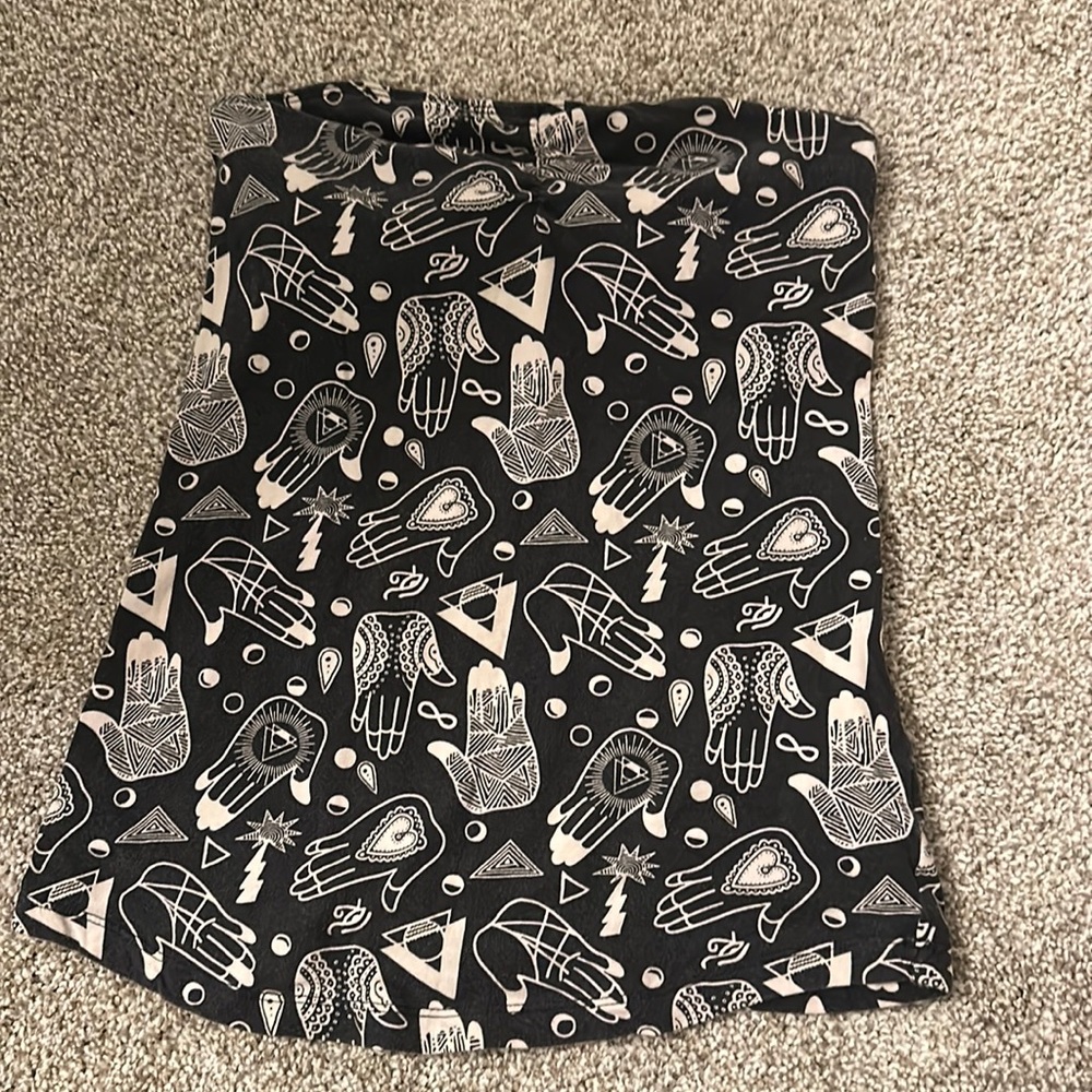Woman’s tube top
